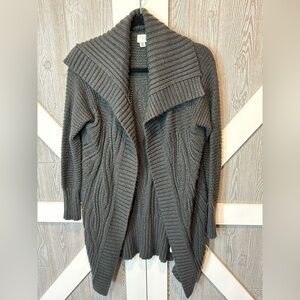 032. A new day grey cable knit open style cardigan.